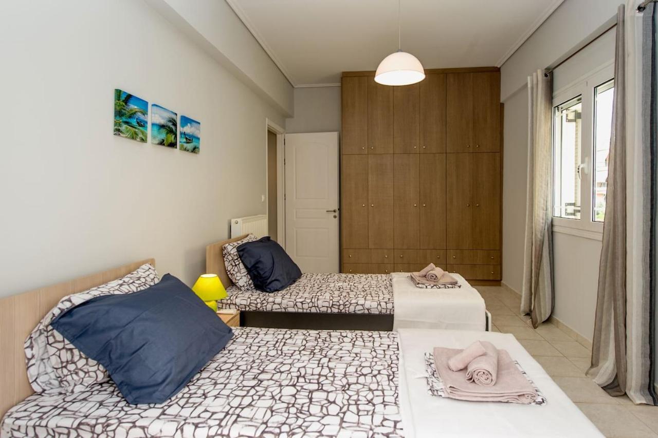 Thano'S Stylish Flat Just 150M To The Beach Faraí Exteriör bild